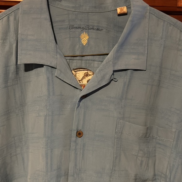 Tommy Bahama men’s button down short sleeve casual shirt. Size 4XB - Picture 3 of 4